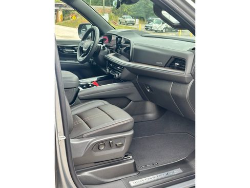 New 2026 Chevrolet Tahoe High Country image 23