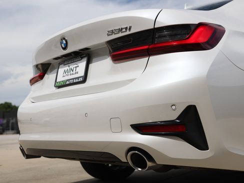 Used 2022 BMW 330i Sedan w/ Premium Package RWD image 49