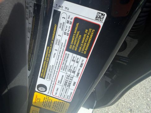 Used 2022 BMW i4 eDrive40 w/ Premium Package image 64