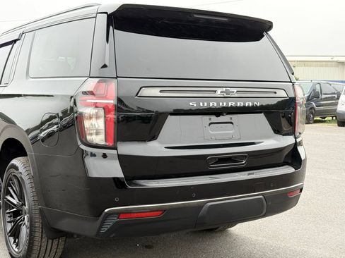 Used 2021 Chevrolet Suburban Z71 AWD/4WD image 11