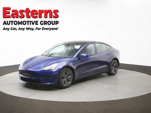 Used 2023 Tesla Model 3 Standard Range image 51