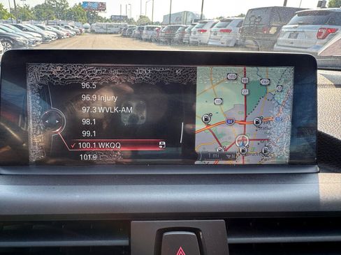 Used 2016 BMW M235i Convertible image 25