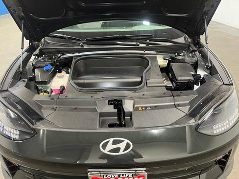 Used 2023 Hyundai Ioniq 6 SEL RWD image 9