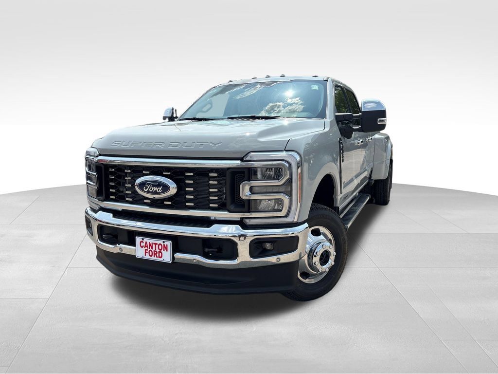 New 2026 Ford F350 Lariat w/ Lariat Premium Package AWD/4WD 360° Tour