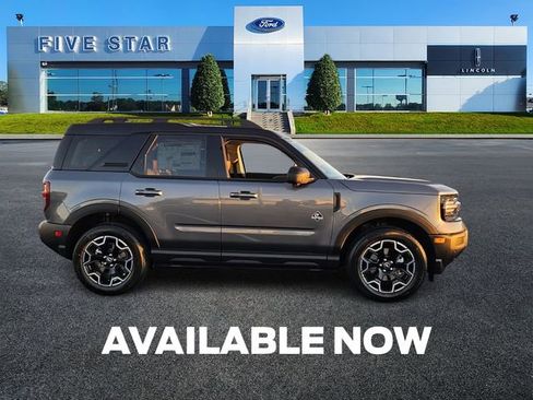 New 2025 Ford Bronco Sport Outer Banks w/ Outer Banks Tech Package+ AWD/4WD image 9