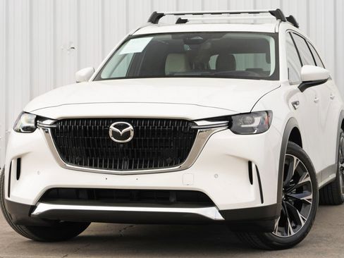 Used 2025 MAZDA CX-90 Plug-In Hybrid w/ Premium Plus image 3