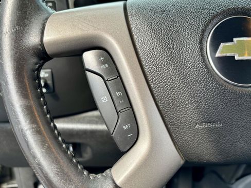 Used 2013 Chevrolet Silverado 1500 LT AWD/4WD image 30