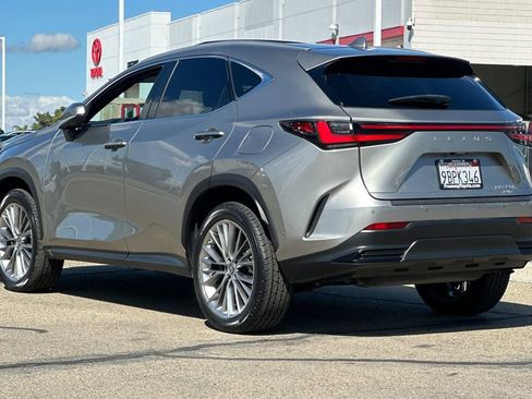Used 2022 Lexus NX 350h AWD w/ Vision Package image 7