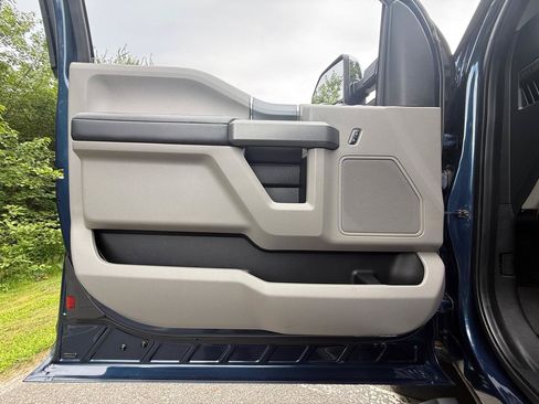 Used 2017 Ford F350 XLT AWD/4WD image 19