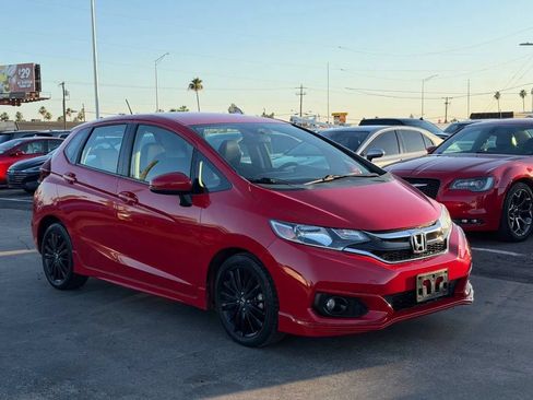 Used 2018 Honda Fit Sport image 12