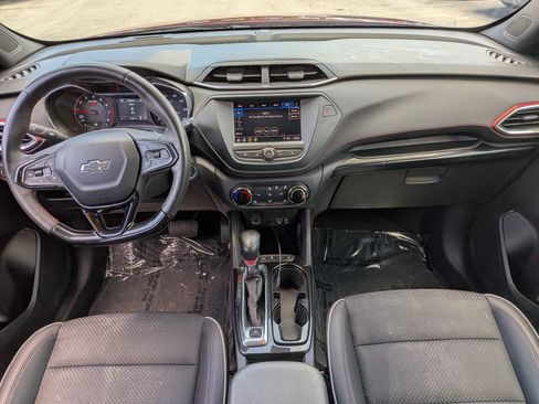 Used 2022 Chevrolet TrailBlazer RS FWD image 15