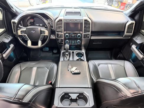 Used 2018 Ford F150 Platinum w/ Equipment Group 701A Luxury AWD/4WD image 18