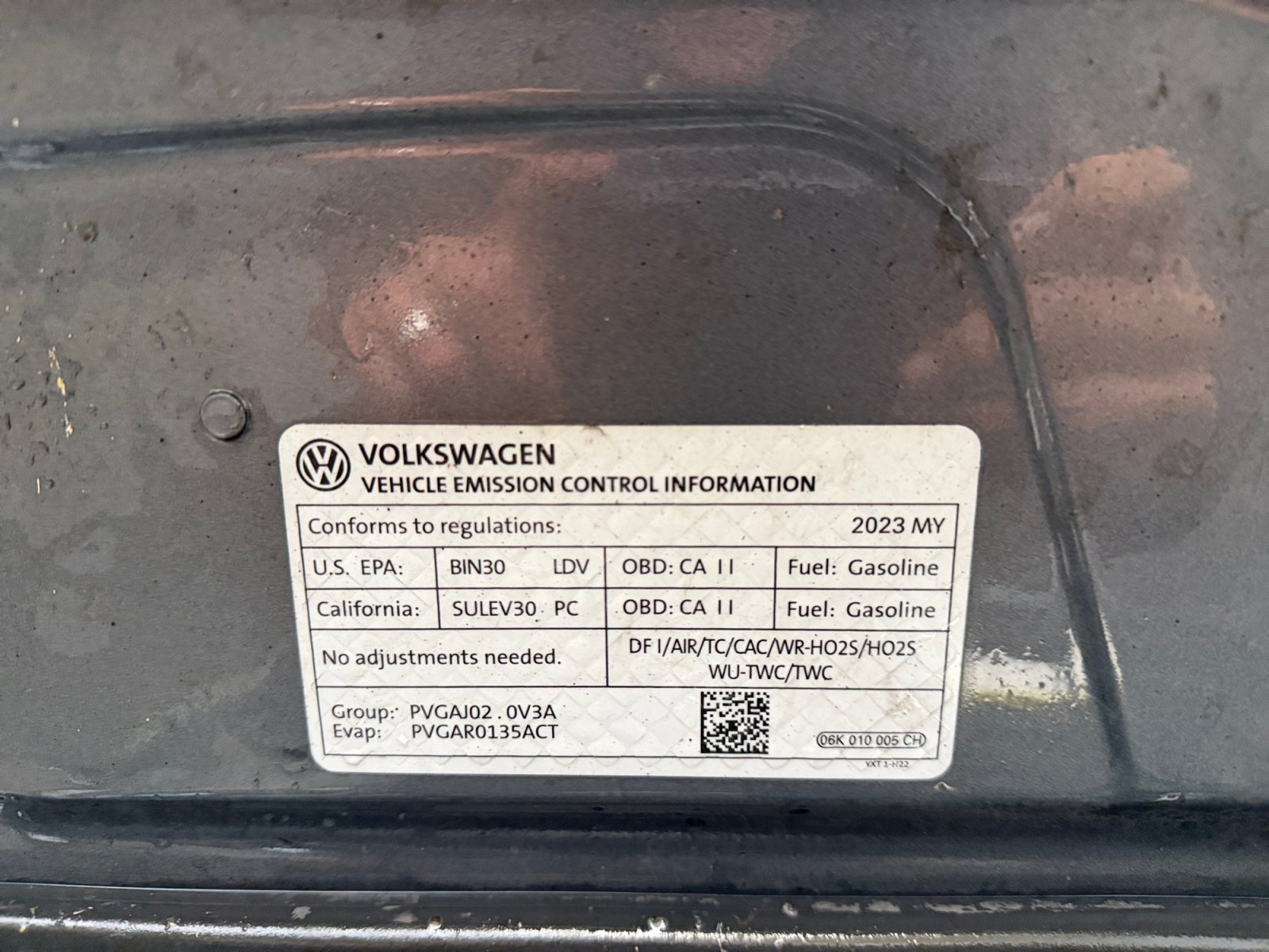 Used 2023 Volkswagen Tiguan SE R-Line AWD/4WD image 38