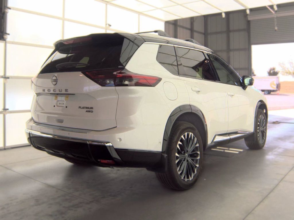 Certified 2026 Nissan Rogue Platinum w/ Platinum Premium Package AWD/4WD image 4