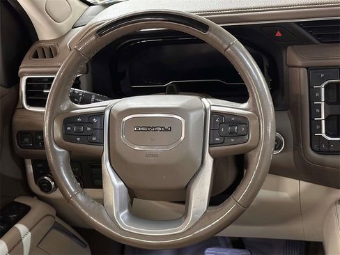 Used 2023 GMC Yukon Denali w/ Denali Reserve Package image 21