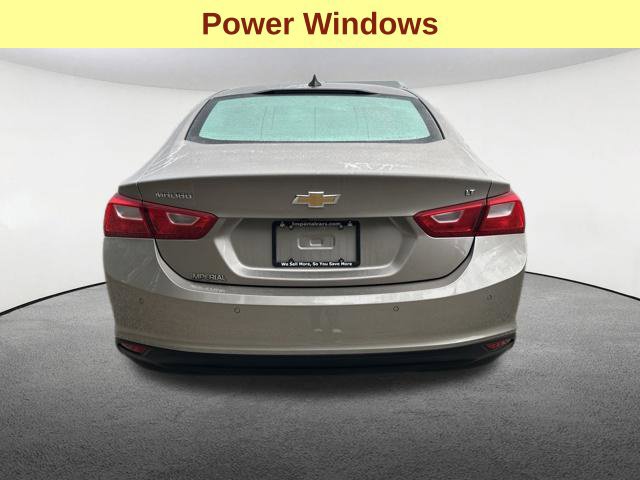 Used 2024 Chevrolet Malibu LT FWD image 11