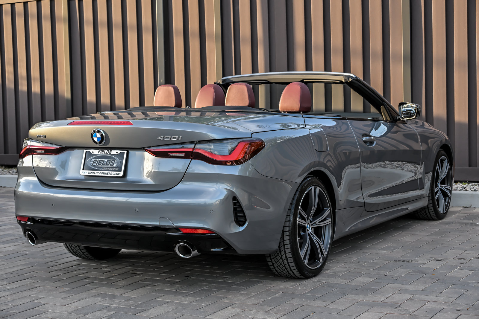 Used 2023 BMW 430i xDrive Convertible w/ Premium Package AWD/4WD image 16