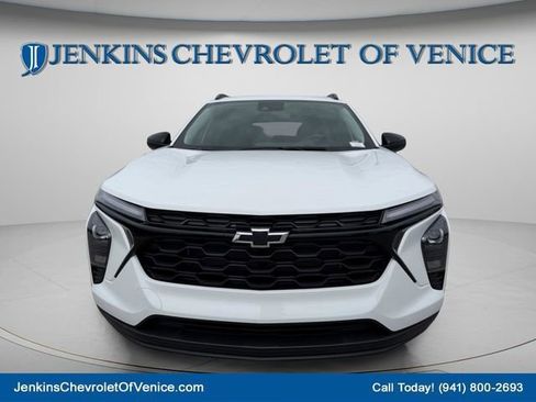 New 2026 Chevrolet Trax LT w/ Driver Confidence Package FWD image 12