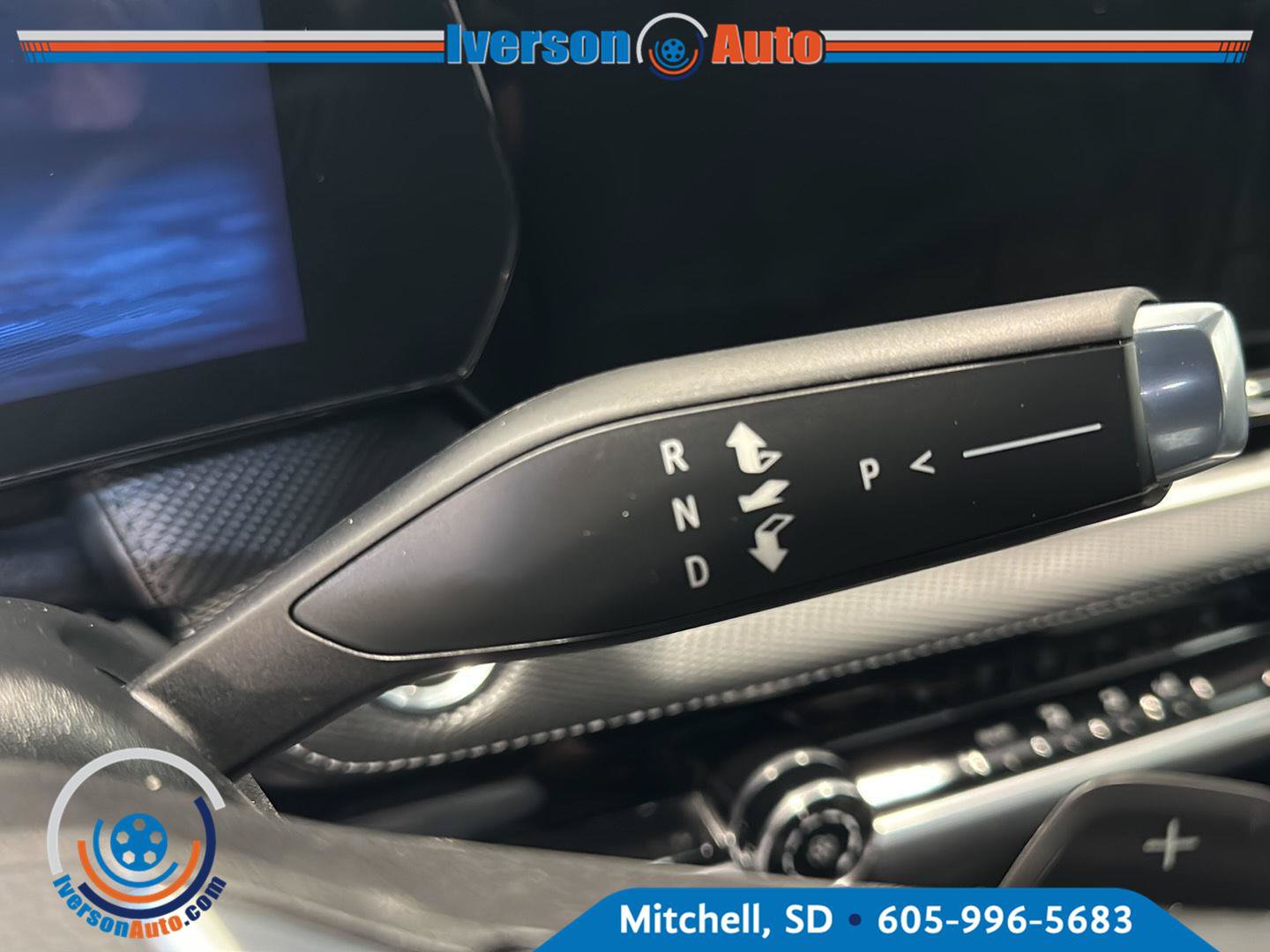 Used 2026 Chevrolet Equinox LT AWD/4WD image 21