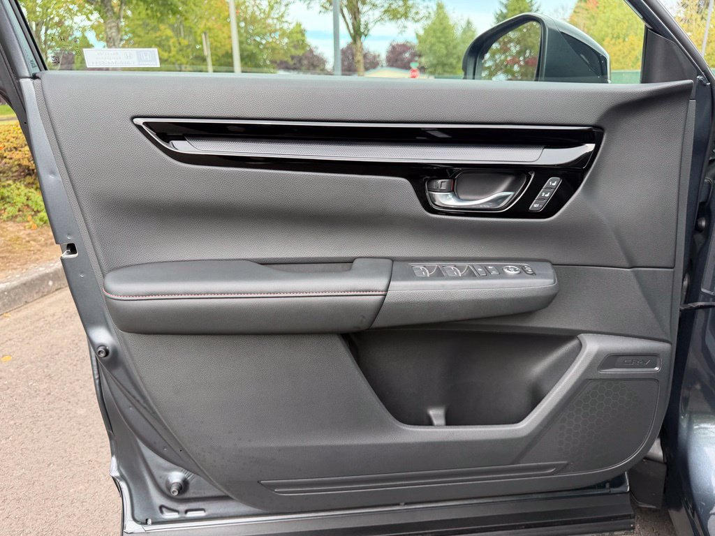 Used 2026 Honda CR-V Sport Touring image 11