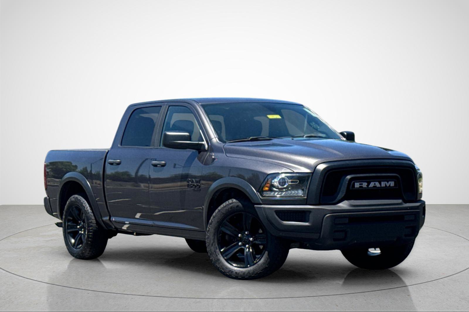 Used 2024 RAM 1500 Warlock RWD image 2