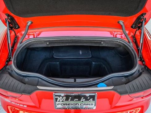 Used 2017 Jaguar F-TYPE Convertible RWD image 18