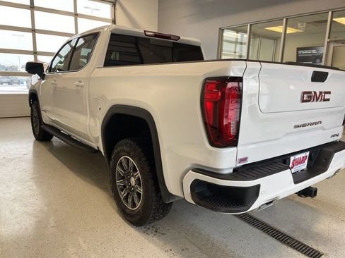 Used 2024 GMC Sierra 1500 AT4 w/ AT4 Premium Package image 6
