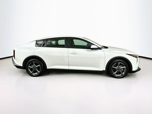 Used 2025 Kia K4 FWD image 10