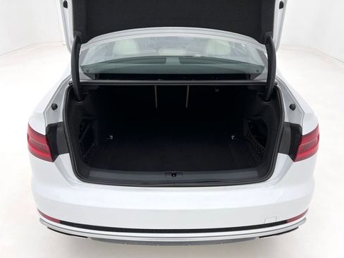 Used 2019 Audi A4 2.0T Premium w/ Convenience Package image 23