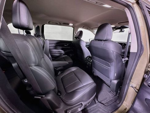 Used 2026 Subaru Ascent Premium AWD/4WD image 27