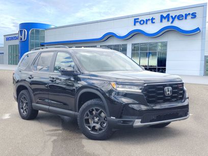 New 2025 Honda Pilot TrailSport