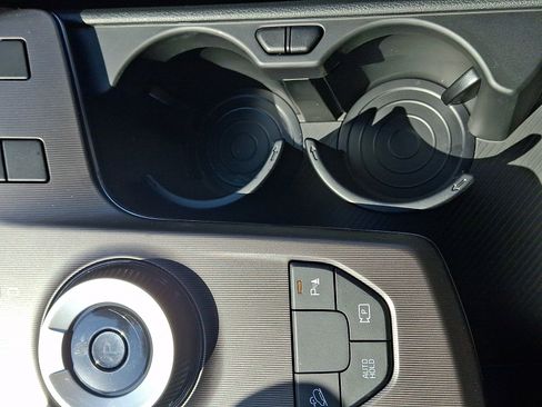 New 2026 Kia Sportage EX AWD/4WD image 16