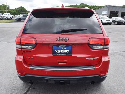Used 2017 Jeep Grand Cherokee Trailhawk w/ Trailhawk Luxury Group AWD/4WD image 27