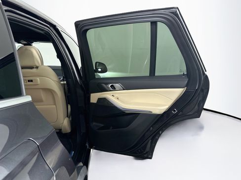 Used 2022 BMW X5 sDrive40i w/ Premium Package RWD image 32