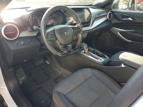 Used 2024 Chevrolet Trax RS image 20
