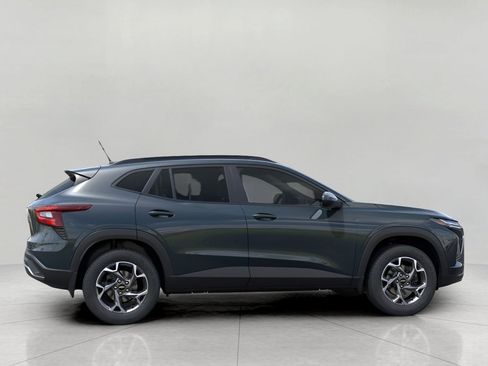 New 2026 Chevrolet Trax LT image 5