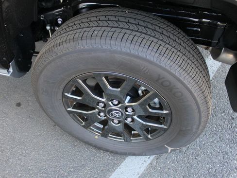 New 2026 Toyota 4Runner SR5 AWD/4WD image 56