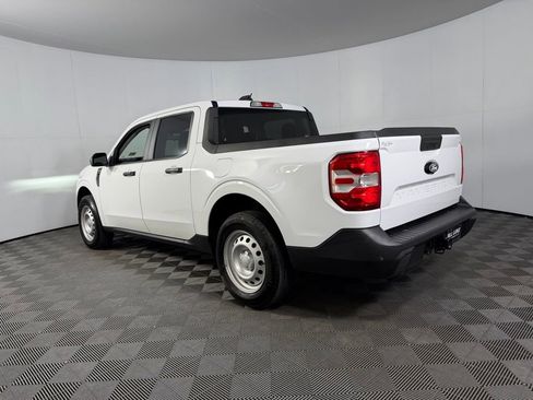 Used 2025 Ford Maverick XLT w/ Equipment Group 302A AWD/4WD image 8