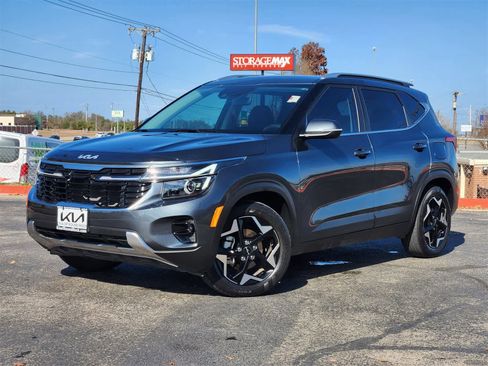 Certified 2024 Kia Seltos EX image 1