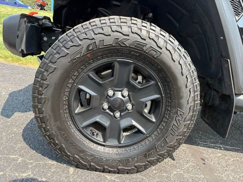 Used 2021 Jeep Gladiator Mojave w/ Cold Weather Group image 13