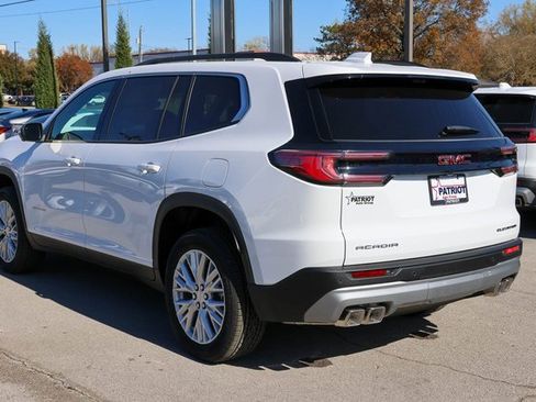 New 2026 GMC Acadia Elevation w/ Elevation Premium Package image 3