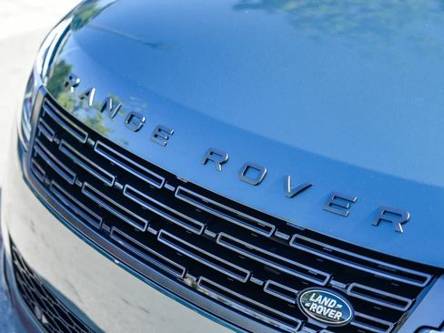 New 2026 Land Rover Range Rover Sport Dynamic SE AWD/4WD image 11