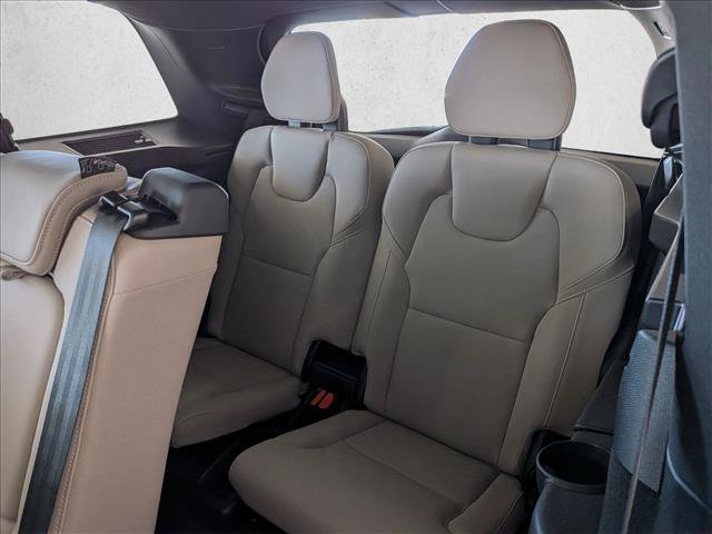 New 2026 Volvo XC90 T8 Plus w/ Protection Package Premier AWD/4WD image 18