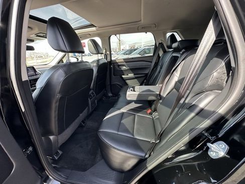 Certified 2023 Nissan Rogue SV w/ SV Premium B Package image 29