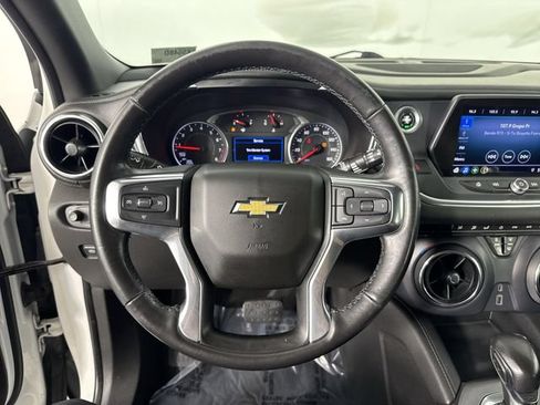 Used 2019 Chevrolet Blazer LT FWD image 11