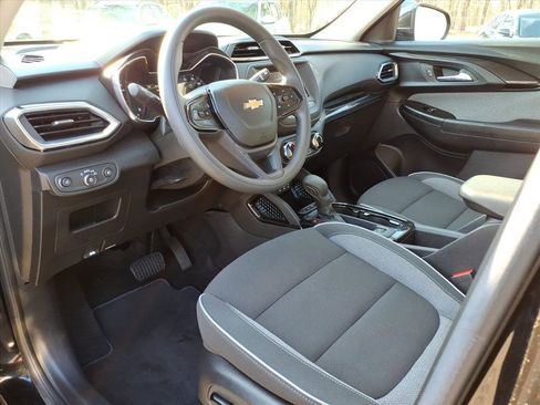 Used 2023 Chevrolet TrailBlazer LT image 13