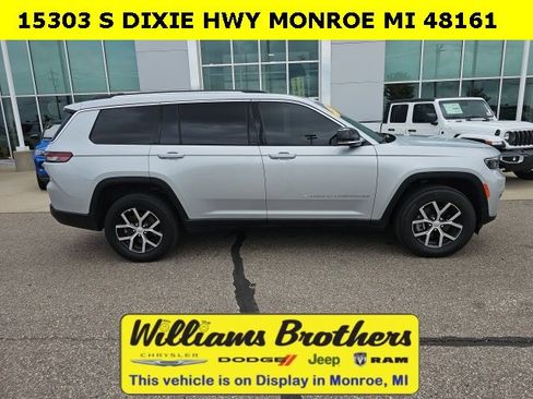 Used 2024 Jeep Grand Cherokee L Limited image 4