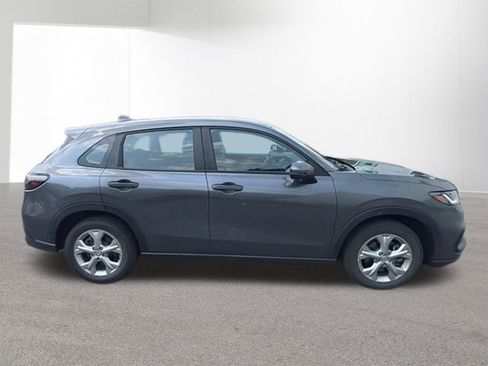 Used 2023 Honda HR-V LX image 2
