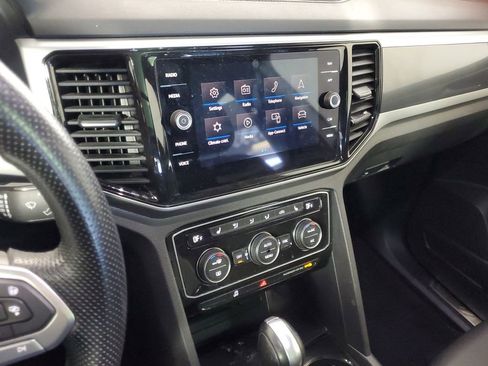 Used 2023 Volkswagen Atlas Cross Sport SEL R-Line image 19