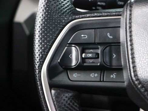 Used 2025 Toyota Tacoma TRD Off-Road AWD/4WD image 14